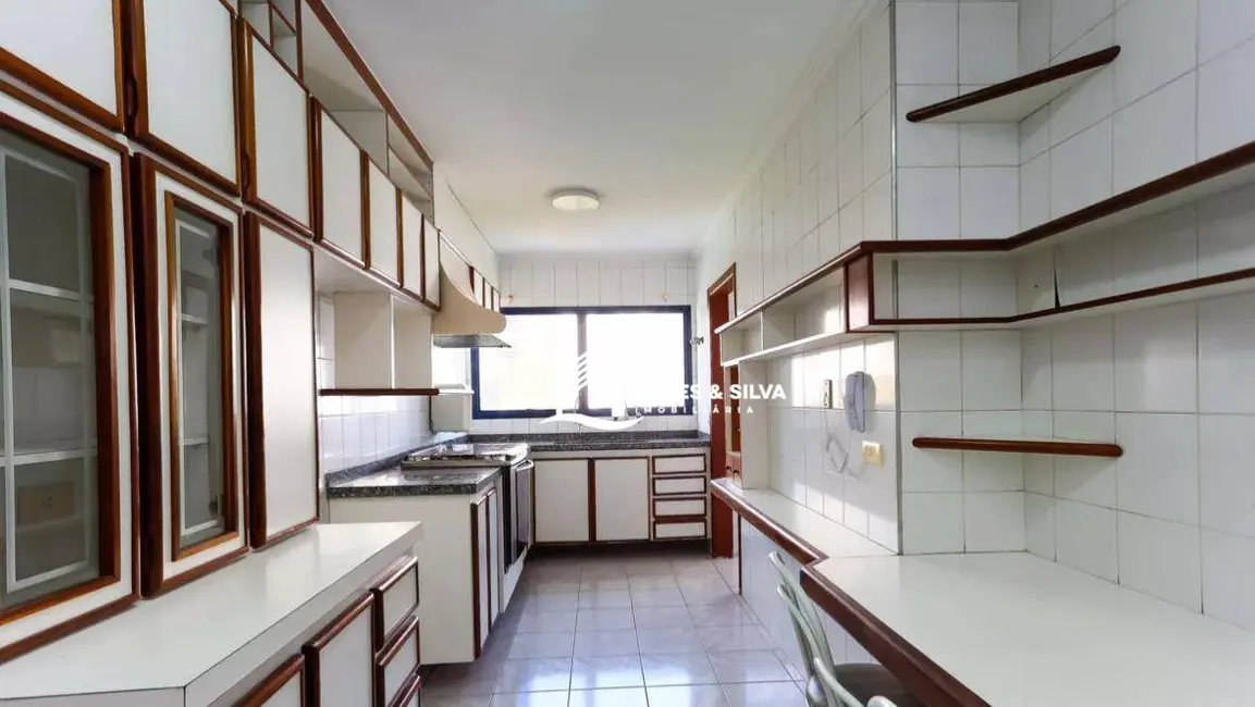 Foto 4 de Apartamento com 3 quartos para alugar, 121m2 em Vila Andrade, São Paulo - SP