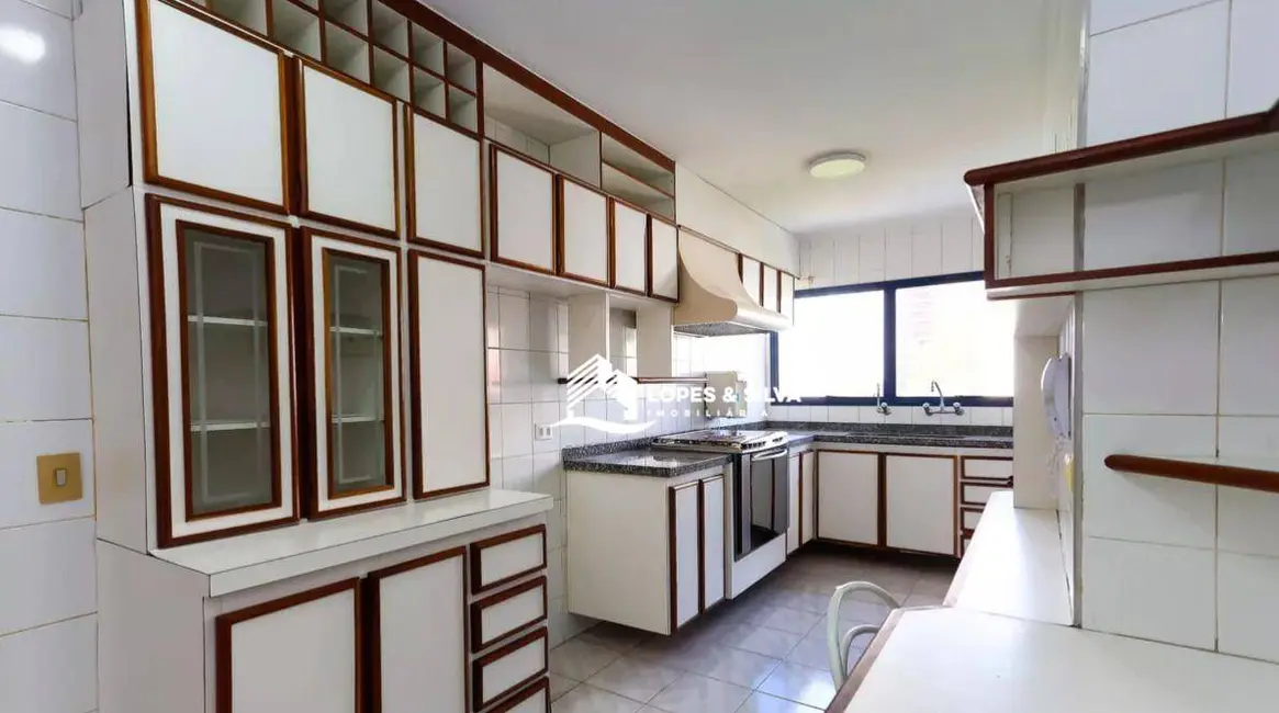 Foto 3 de Apartamento com 3 quartos para alugar, 121m2 em Vila Andrade, São Paulo - SP