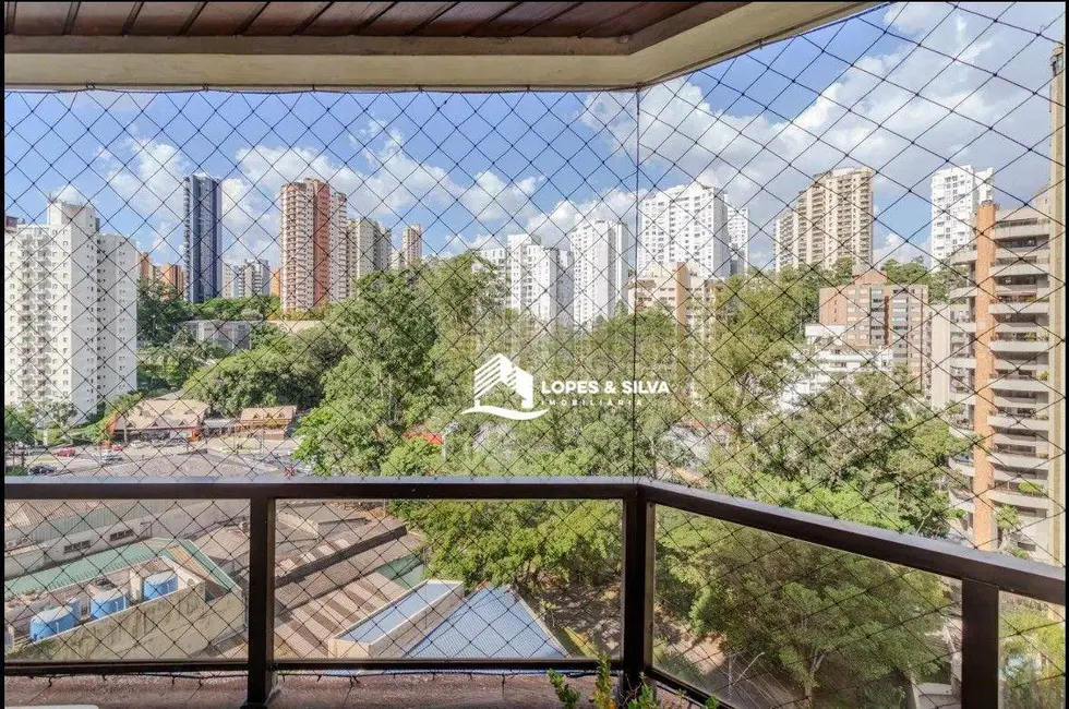 Apartamento com 4 quartos para alugar, 233m2 em Vila Andrade, São Paulo - SP - imagem 5 Foto 5 de Apartamento com 4 quartos para alugar, 233m2 em Vila Andrade, São Paulo - SP