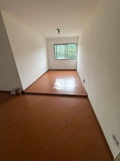 Foto 2 de Apartamento com 3 quartos para alugar, 66m2 em Vila Prel, São Paulo - SP