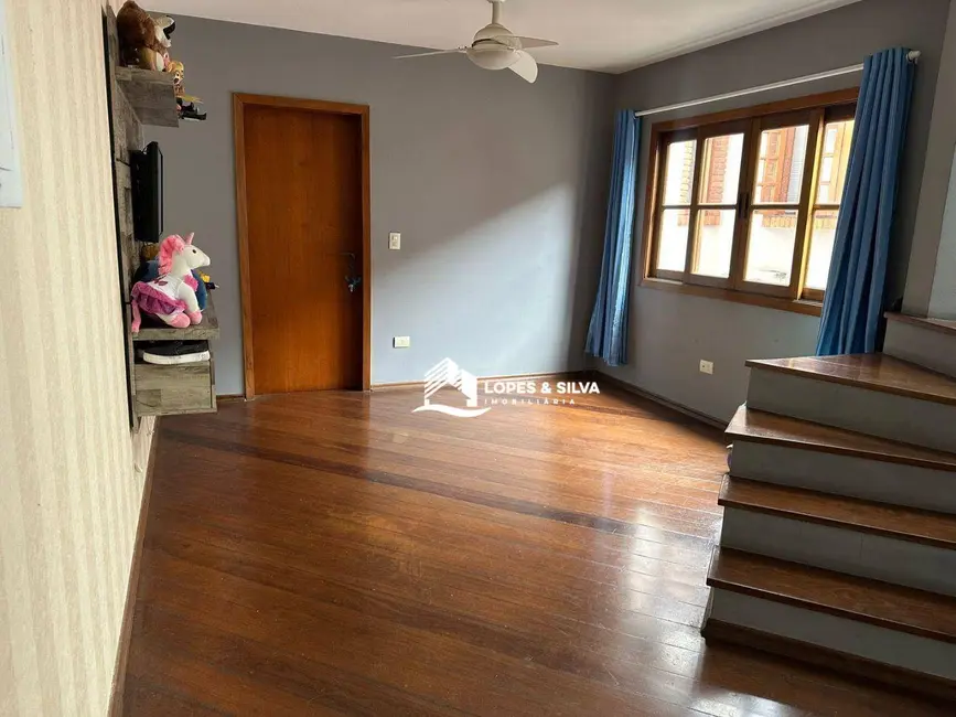 Sobrado com 3 quartos à venda, 260m2 em Chácara Nossa Senhora do Bom Conselho, São Paulo - SP - imagem 7 Foto 7 de Sobrado com 3 quartos à venda, 260m2 em Chácara Nossa Senhora do Bom Conselho, São Paulo - SP