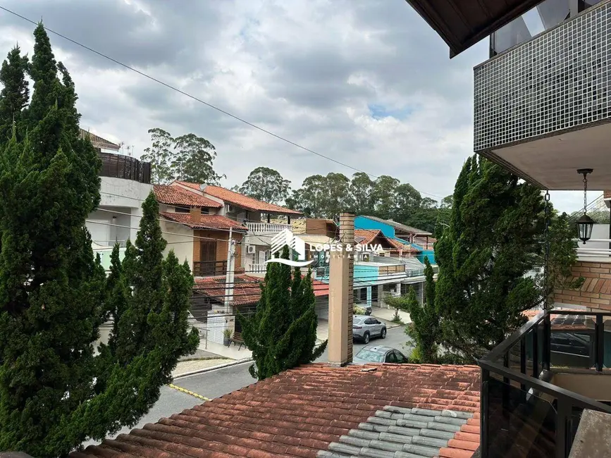 Sobrado com 3 quartos à venda, 260m2 em Chácara Nossa Senhora do Bom Conselho, São Paulo - SP - imagem 9 Foto 9 de Sobrado com 3 quartos à venda, 260m2 em Chácara Nossa Senhora do Bom Conselho, São Paulo - SP
