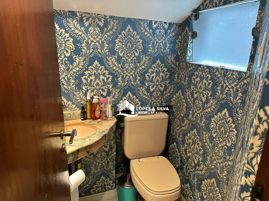 Sobrado com 3 quartos à venda, 260m2 em Chácara Nossa Senhora do Bom Conselho, São Paulo - SP - imagem 8 Foto 8 de Sobrado com 3 quartos à venda, 260m2 em Chácara Nossa Senhora do Bom Conselho, São Paulo - SP