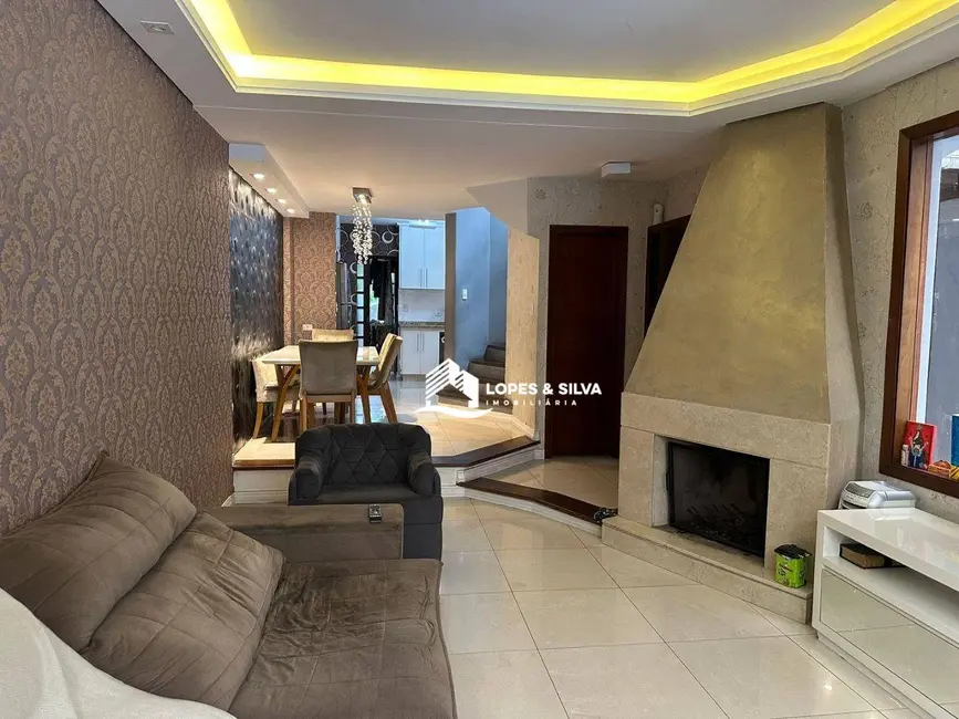 Sobrado com 3 quartos à venda, 260m2 em Chácara Nossa Senhora do Bom Conselho, São Paulo - SP - imagem 3 Foto 3 de Sobrado com 3 quartos à venda, 260m2 em Chácara Nossa Senhora do Bom Conselho, São Paulo - SP