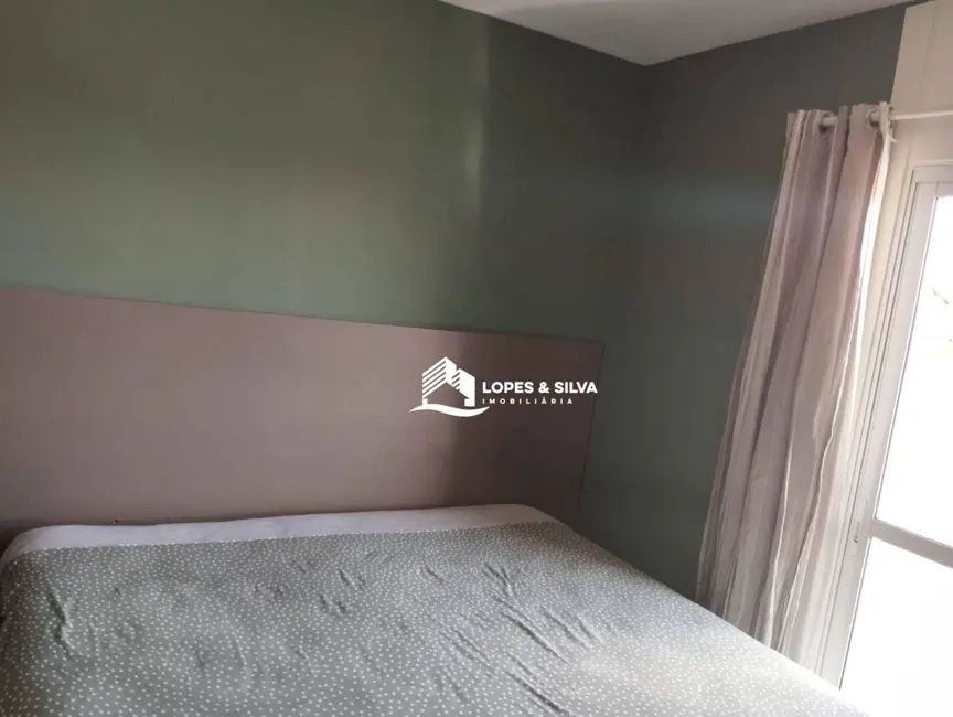 Foto 2 de Casa de Condomínio com 2 quartos à venda e para alugar, 151m2 em Vila Marari, São Paulo - SP