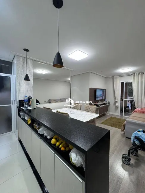 Foto 4 de Apartamento com 3 quartos para alugar, 76m2 em Vila das Belezas, São Paulo - SP
