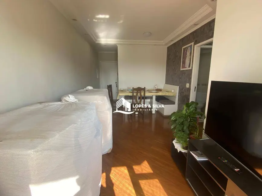 Foto 2 de Apartamento com 3 quartos à venda, 72m2 em Vila Isa, São Paulo - SP