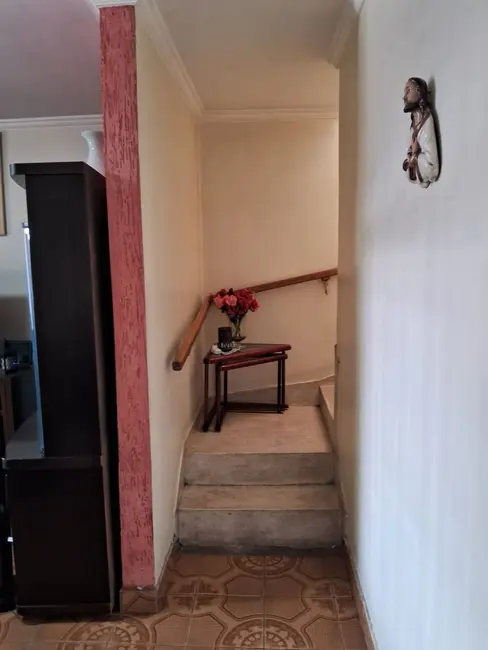 Foto 2 de Sobrado com 3 quartos à venda, 150m2 em Jardim Iracema, São Paulo - SP