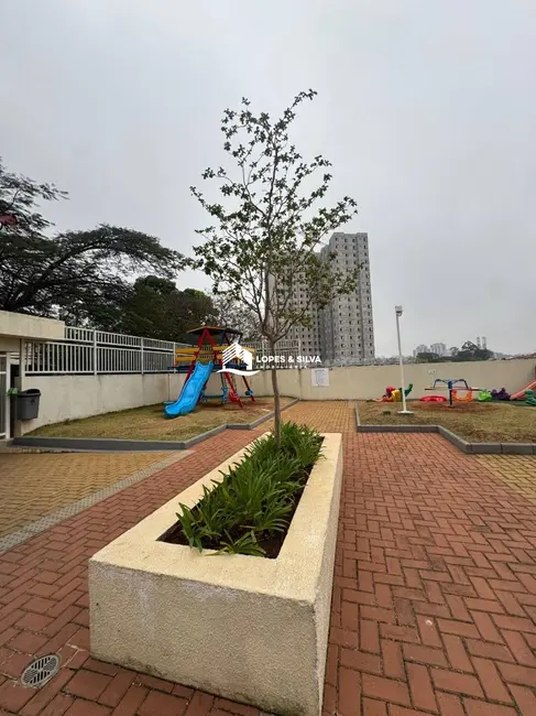 Foto 2 de Apartamento com 2 quartos para alugar, 50m2 em Jardim Ana Maria, São Paulo - SP