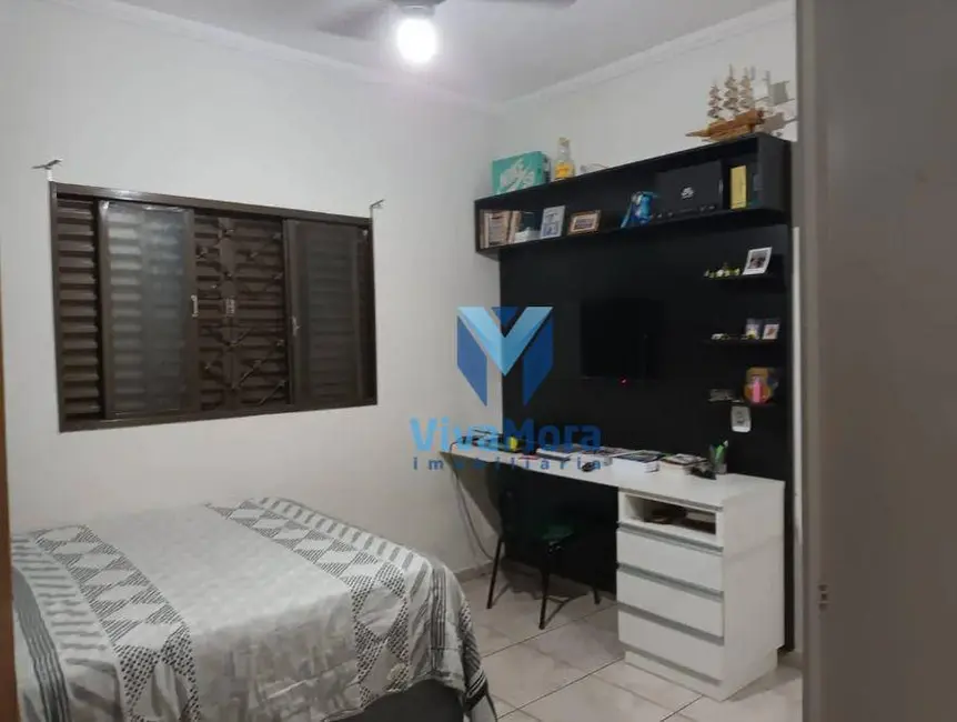 Casa com 3 quartos à venda, 200m2 em Residencial Monte Verde, Sao Jose Do Rio Preto - SP - imagem 3 Foto 3 de Casa com 3 quartos à venda, 200m2 em Residencial Monte Verde, Sao Jose Do Rio Preto - SP