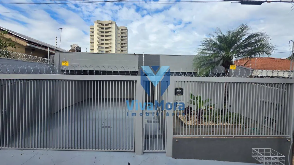 Casa com 3 quartos à venda, 220m2 em Vila Cristina, Sao Jose Do Rio Preto - SP - imagem 1 Foto 1 de Casa com 3 quartos à venda, 220m2 em Vila Cristina, Sao Jose Do Rio Preto - SP