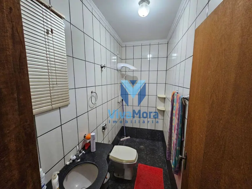 Sobrado com 3 quartos à venda, 200m2 em Jardim Santo Antônio, Sao Jose Do Rio Preto - SP - imagem 2 Foto 2 de Sobrado com 3 quartos à venda, 200m2 em Jardim Santo Antônio, Sao Jose Do Rio Preto - SP
