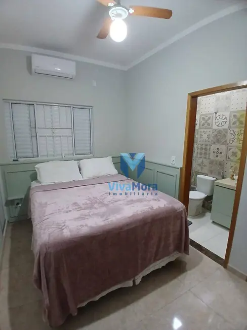 Casa com 3 quartos à venda, 200m2 em Sao Jose Do Rio Preto - SP - imagem 4 Foto 4 de Casa com 3 quartos à venda, 200m2 em Sao Jose Do Rio Preto - SP