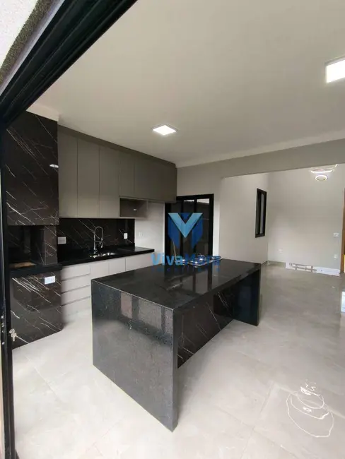 Casa com 3 quartos à venda, 200m2 em Sao Jose Do Rio Preto - SP - imagem 4 Foto 4 de Casa com 3 quartos à venda, 200m2 em Sao Jose Do Rio Preto - SP