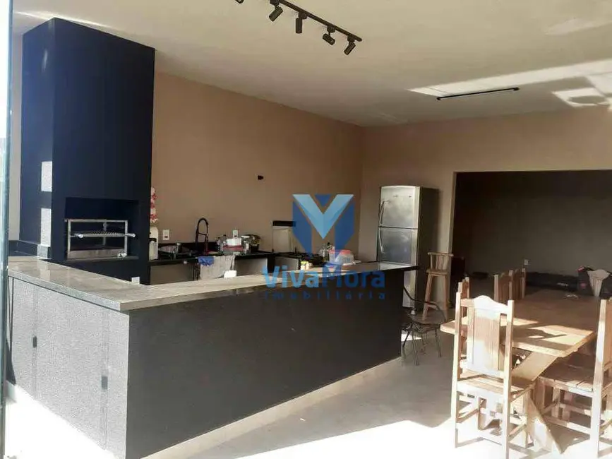 Sítio / Rancho com 2 quartos à venda, 300m2 em Mendonca - SP - imagem 2 Foto 2 de Sítio / Rancho com 2 quartos à venda, 300m2 em Mendonca - SP