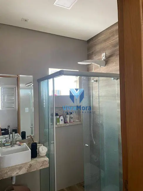 Foto 3 de Casa com 3 quartos à venda e para alugar, 180m2 em Jardim Urupês, Sao Jose Do Rio Preto - SP