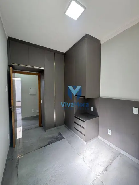 Casa com 3 quartos à venda, 200m2 em Sao Jose Do Rio Preto - SP - imagem 6 Foto 6 de Casa com 3 quartos à venda, 200m2 em Sao Jose Do Rio Preto - SP