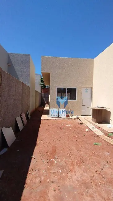 Foto 2 de Casa com 2 quartos à venda, 200m2 em Mirassol - SP