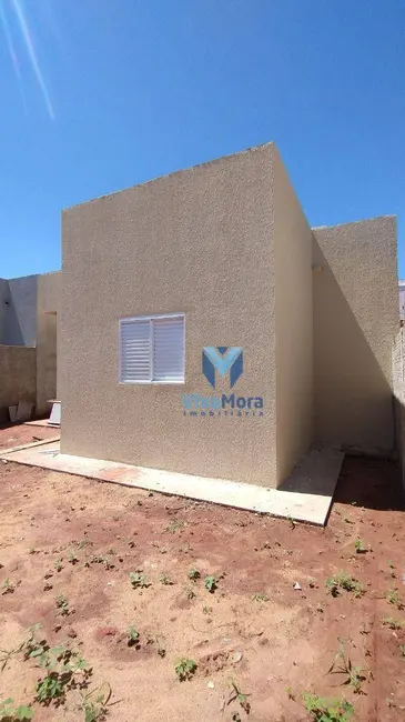 Foto 3 de Casa com 2 quartos à venda, 200m2 em Mirassol - SP