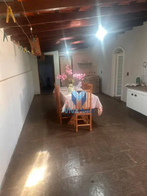 Casa com 3 quartos à venda, 360m2 em São Francisco, Sao Jose Do Rio Preto - SP - imagem 6 Foto 6 de Casa com 3 quartos à venda, 360m2 em São Francisco, Sao Jose Do Rio Preto - SP