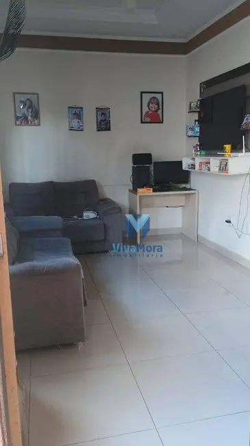Casa com 2 quartos à venda, 200m2 em Residencial Bom Sucesso, Sao Jose Do Rio Preto - SP - imagem 2 Foto 2 de Casa com 2 quartos à venda, 200m2 em Residencial Bom Sucesso, Sao Jose Do Rio Preto - SP