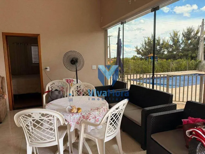 Sítio / Rancho com 3 quartos à venda, 455m2 em Mendonca - SP - imagem 5 Foto 5 de Sítio / Rancho com 3 quartos à venda, 455m2 em Mendonca - SP