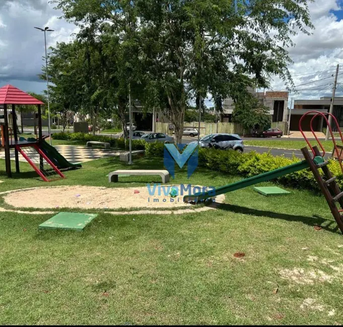 Foto 2 de Terreno / Lote à venda, 253m2 em Mirassol - SP