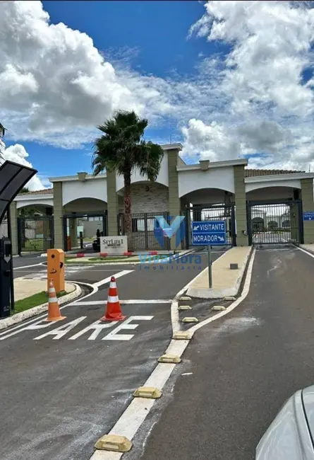 Foto 1 de Terreno / Lote à venda, 253m2 em Mirassol - SP
