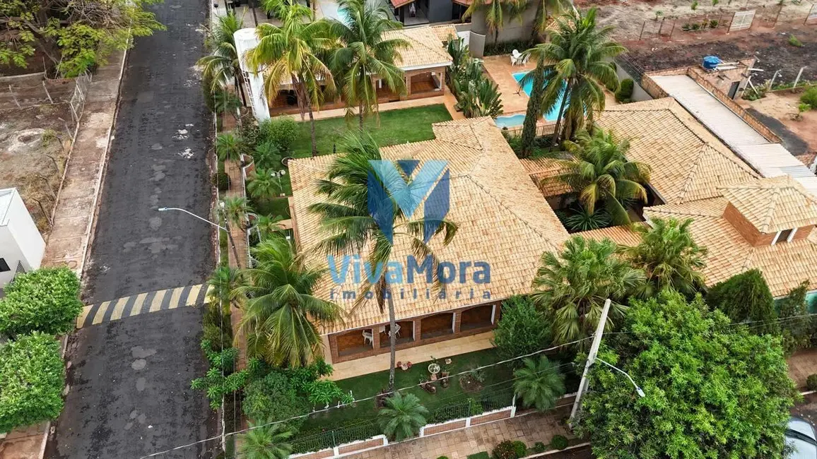 Foto 8 de Sítio / Rancho com 5 quartos à venda, 1050m2 em Fronteira - MG