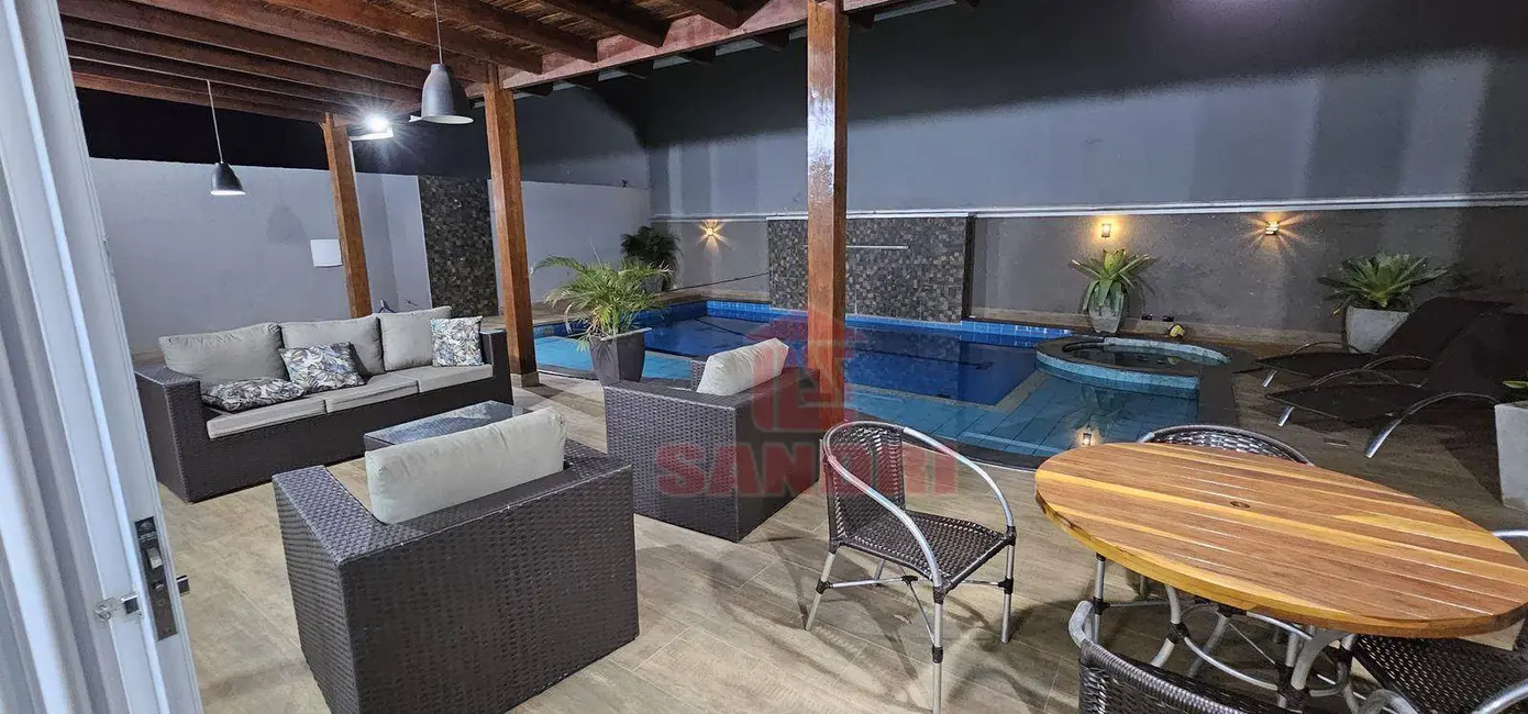 Casa com 5 quartos à venda, 450m2 em Centro, Porto Rico - PR - imagem 7 Foto 7 de Casa com 5 quartos à venda, 450m2 em Centro, Porto Rico - PR