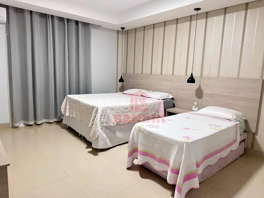 Casa com 5 quartos à venda, 450m2 em Centro, Porto Rico - PR - imagem 3 Foto 3 de Casa com 5 quartos à venda, 450m2 em Centro, Porto Rico - PR