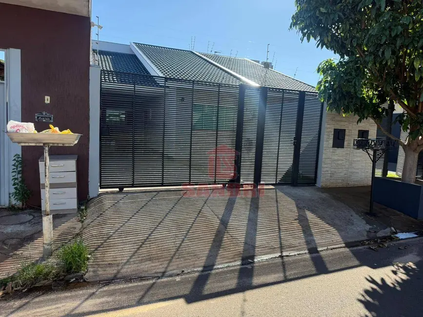 Casa com 3 quartos à venda, 150m2 em Jardim Panorama, Sarandi - PR - imagem 5 Foto 5 de Casa com 3 quartos à venda, 150m2 em Jardim Panorama, Sarandi - PR