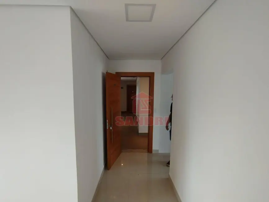 Foto 9 de Apartamento com 3 quartos à venda, 212m2 em Zona 03, Maringa - PR