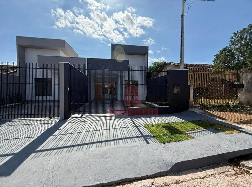 Casa com 3 quartos à venda, 150m2 em Jardim Olímpico, Maringa - PR - imagem 1 Foto 1 de Casa com 3 quartos à venda, 150m2 em Jardim Olímpico, Maringa - PR