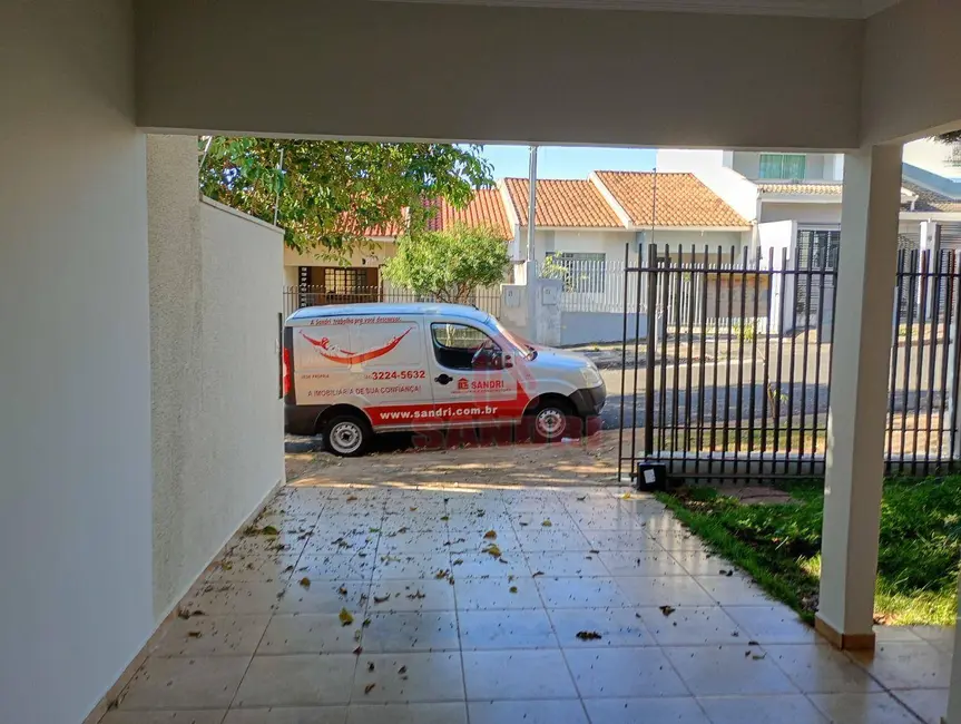 Casa com 3 quartos à venda e para alugar, 150m2 em Parque Residencial Tuiuti, Maringa - PR - imagem 5 Foto 5 de Casa com 3 quartos à venda e para alugar, 150m2 em Parque Residencial Tuiuti, Maringa - PR