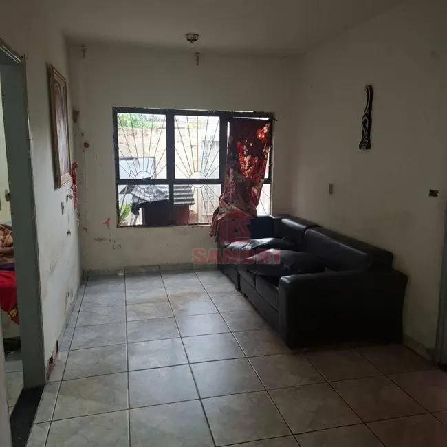 Casa com 3 quartos à venda, 250m2 em Parque São Pedro, Sarandi - PR - imagem 7 Foto 7 de Casa com 3 quartos à venda, 250m2 em Parque São Pedro, Sarandi - PR