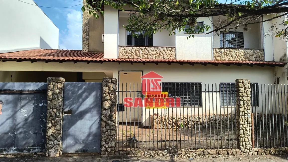 Foto 1 de Sobrado com 4 quartos para alugar, 237m2 em Zona 04, Maringa - PR