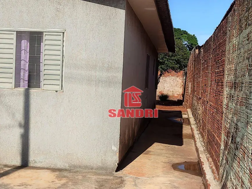 Casa com 3 quartos à venda, 384m2 em Parque Pioneiros, Sarandi - PR - imagem 7 Foto 7 de Casa com 3 quartos à venda, 384m2 em Parque Pioneiros, Sarandi - PR