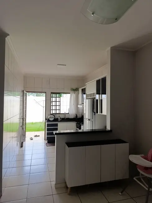 Foto 8 de Casa com 2 quartos à venda, 150m2 em Parque Tarumã, Maringa - PR