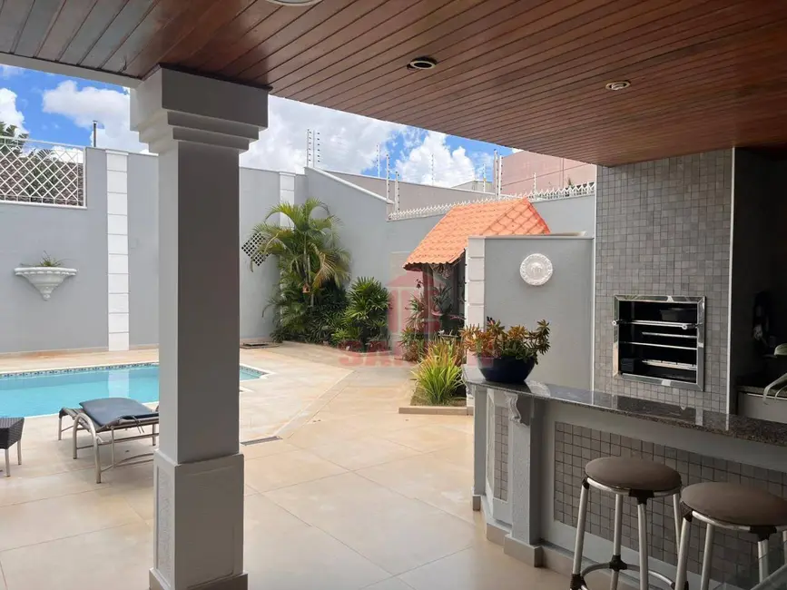 Foto 9 de Casa com 4 quartos à venda, 604m2 em Zona 02, Maringa - PR