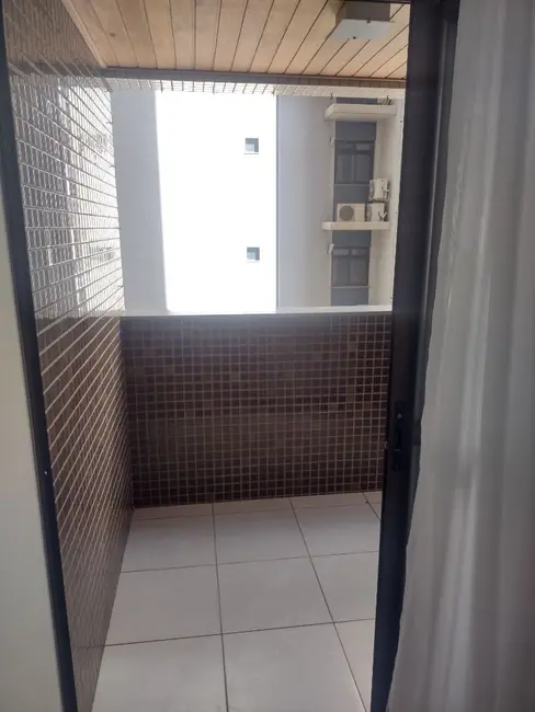 Foto 7 de Apartamento com 1 quarto para alugar, 45m2 em Zona 07, Maringa - PR