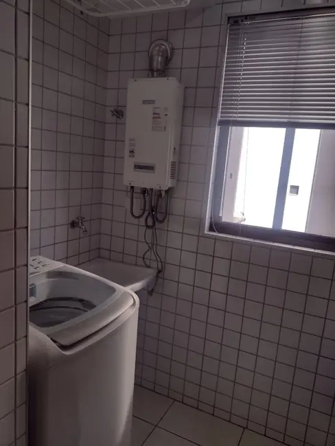 Foto 5 de Apartamento com 1 quarto para alugar, 45m2 em Zona 07, Maringa - PR