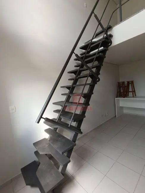 Apartamento com 1 quarto à venda e para alugar, 96m2 em Zona 07, Maringa - PR - imagem 2 Foto 2 de Apartamento com 1 quarto à venda e para alugar, 96m2 em Zona 07, Maringa - PR