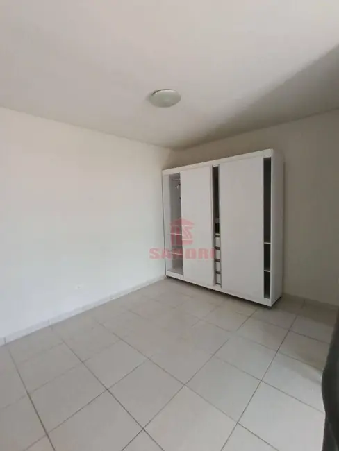 Apartamento com 1 quarto à venda e para alugar, 96m2 em Zona 07, Maringa - PR - imagem 6 Foto 6 de Apartamento com 1 quarto à venda e para alugar, 96m2 em Zona 07, Maringa - PR