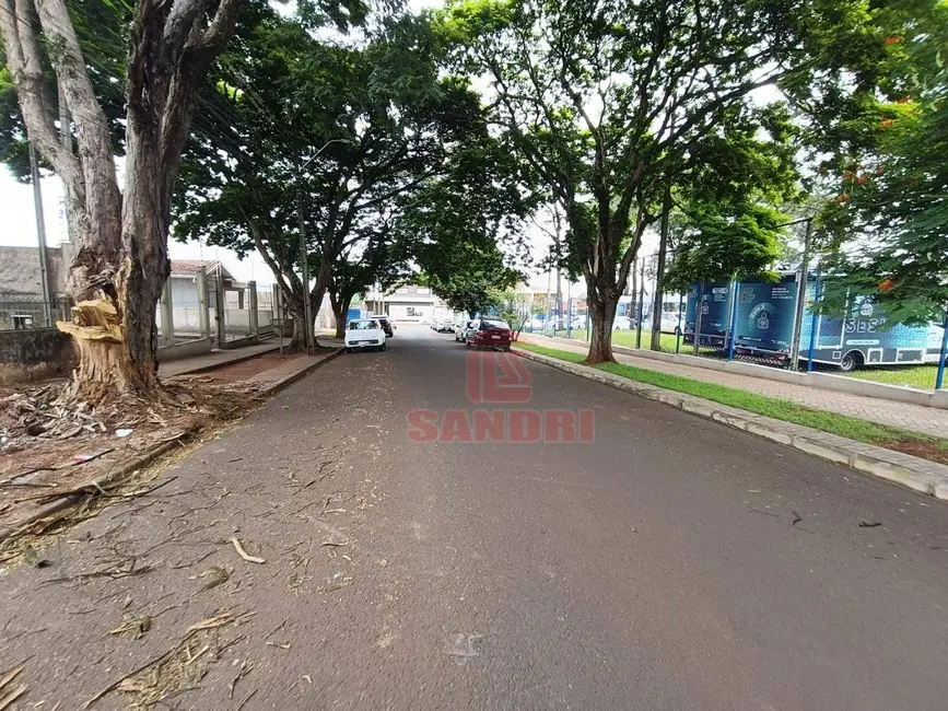 Foto 2 de Terreno / Lote à venda, 616m2 em Zona 05, Maringa - PR