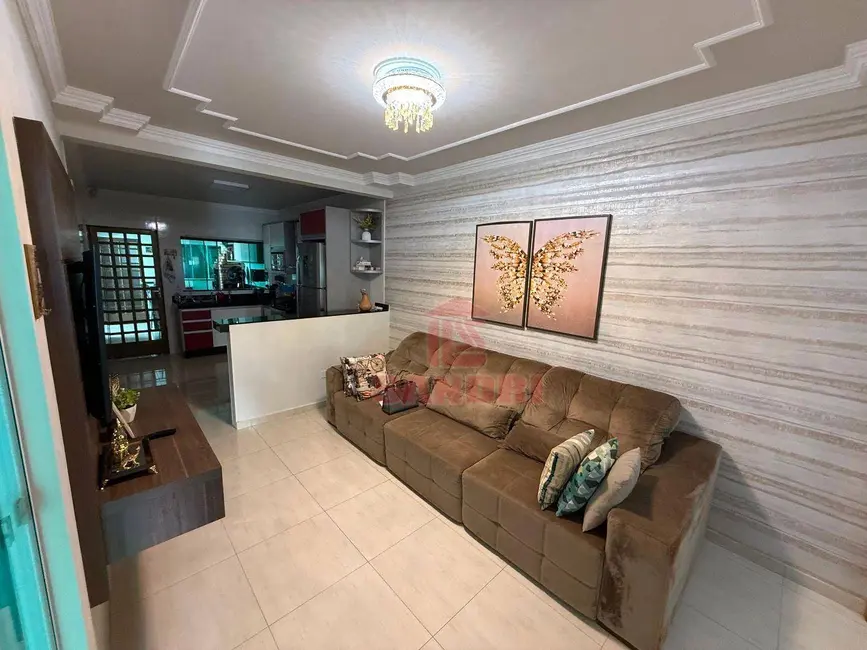 Casa com 3 quartos à venda, 150m2 em Jardim Panorama, Sarandi - PR - imagem 9 Foto 9 de Casa com 3 quartos à venda, 150m2 em Jardim Panorama, Sarandi - PR