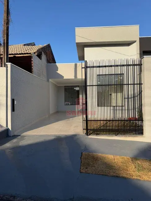 Casa com 3 quartos à venda, 150m2 em Conjunto Habitacional Requião, Maringa - PR - imagem 5 Foto 5 de Casa com 3 quartos à venda, 150m2 em Conjunto Habitacional Requião, Maringa - PR