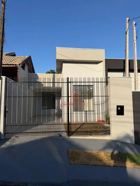 Casa com 3 quartos à venda, 150m2 em Conjunto Habitacional Requião, Maringa - PR - imagem 2 Foto 2 de Casa com 3 quartos à venda, 150m2 em Conjunto Habitacional Requião, Maringa - PR