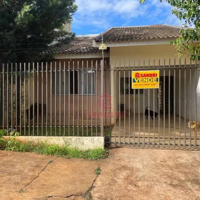 Foto 2 de Casa à venda, 308m2 em Parque Residencial Tuiuti, Maringa - PR