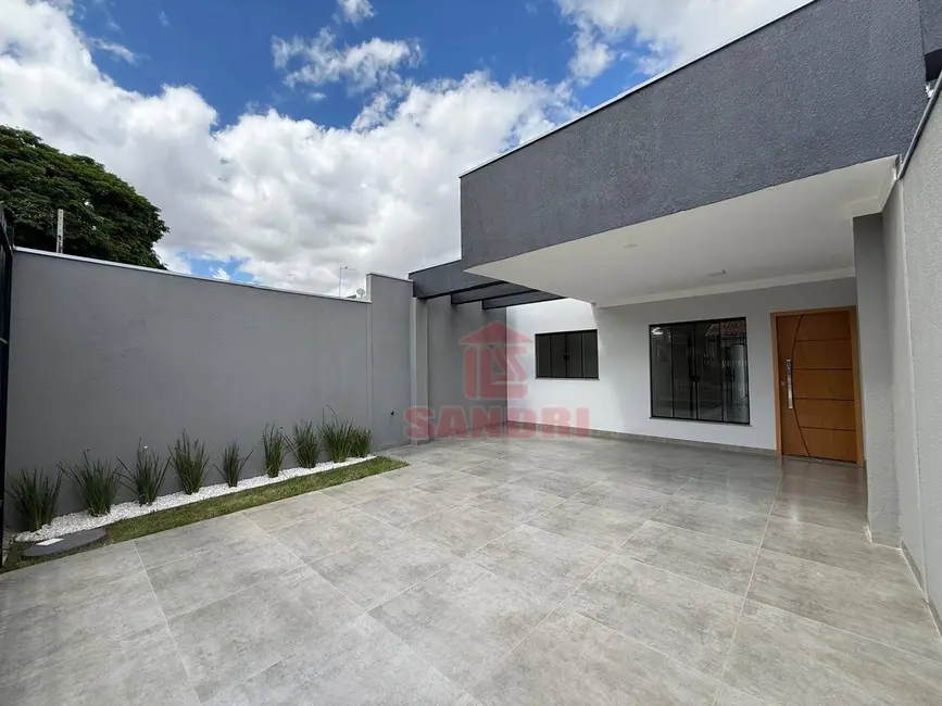 Foto 3 de Casa com 3 quartos à venda, 150m2 em Jardim Campos Elísios, Maringa - PR